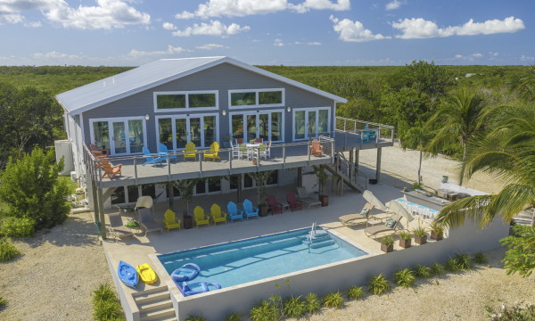 Salty Stay – North Side Salty Stay – North Side